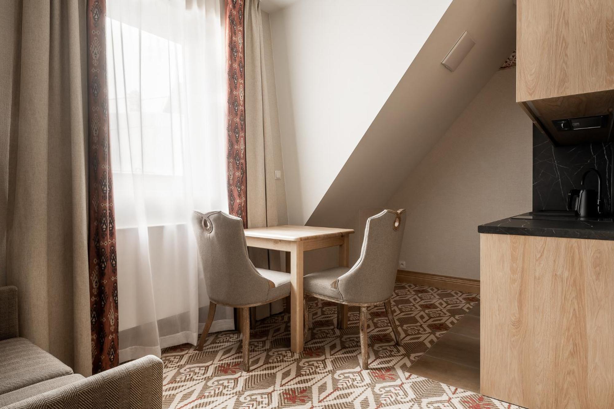 Apartamenty Aries Residence Bukowina 布库维纳塔然斯卡 外观 照片